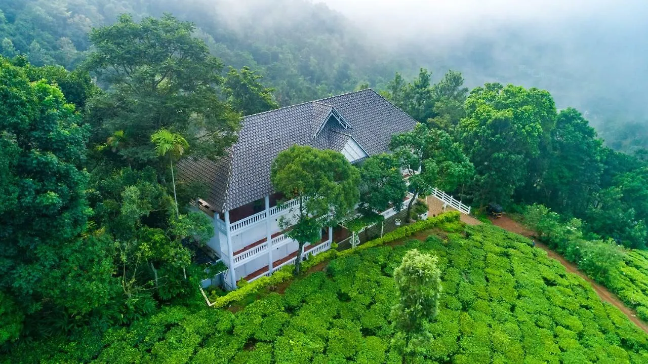 Tea Harvester Munnar Station touristique